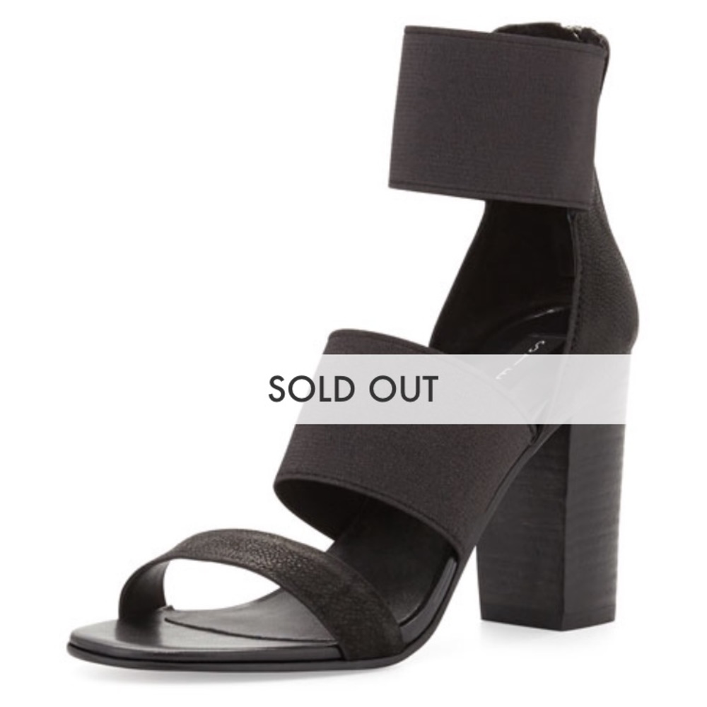 ‼️SOLD‼️ Steven Sienna Triple-Banded Sandal - Picture 2 of 8